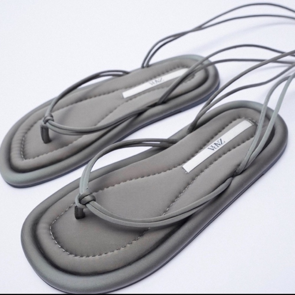 PADDED INSOLE TIED SAN. BLACK - REF. 3638/710